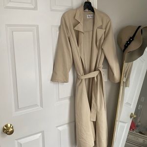 Max Mara light weight trench coat